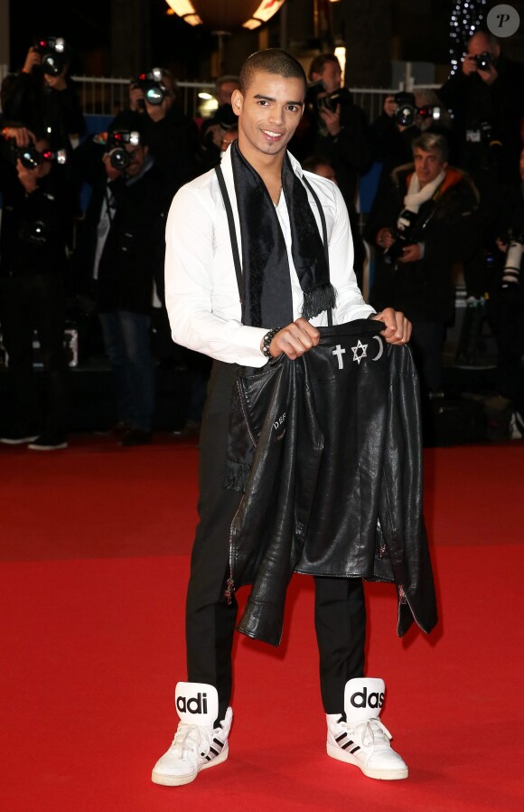 Brahim Zaibat, sur le tapis rouge de la 16e édition des NRJ Music Awards à Cannes, le samedi 13 décembre 2014.