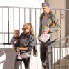 Josh Duhamel, sa femme Fergie et leur fils Axl vont prendre leur petit déjeuner à Brentwood. Le 13 décembre 2014