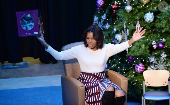 Michelle Obama a lu un conte pour enfants lors de sa viste à Children's National Health System à Washington, le 15 décembre 2014