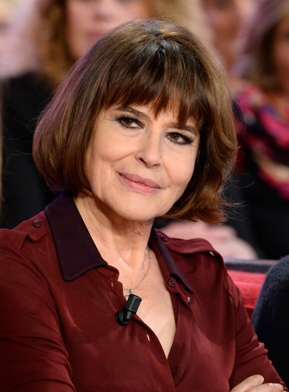 Fanny Ardant - Enregistrement de l'émission "Vivement Dimanche" à Paris, le 17 décembre 2014. L'émission sera diffusée le 21 décembre 2014