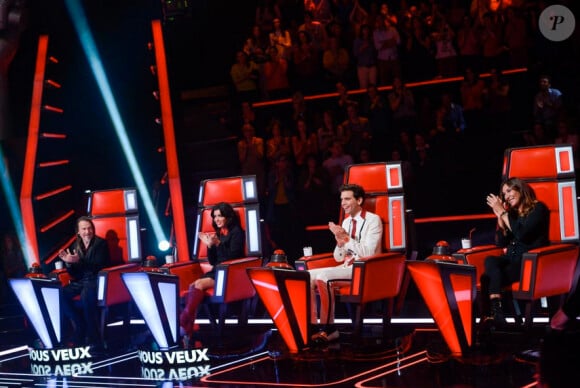Les quatre coachs de The Voice 4 lors de la première soirée des auditions à l'aveugle : Florent Pagny, Jenifer, Mika et Zazie !