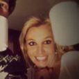 Britney Spears trinque au chocolat chaud pour le nouvel an avec son chéri Charlie Ebersol, le 31 décembre 2014.