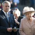  Le prince Andrew, duc d'York, et la reine Elizabeth à Ascot en octobre 2011 