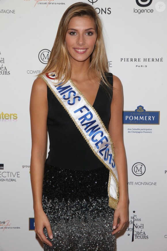Camille Cerf - La 19e édition de la vente aux enchères des "Sapins de Noël des Créateurs" à la Comédie des Champs-Élysées, le 15 décembre 2014, suivie d'un dîner à la Maison Blanche.