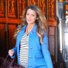 Blake Lively, enceinte, sort de son hôtel à New York, le 4 décembre 2014.