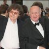 François Cavanna (cofondateur de Charlie Hebdo décédé il y a un an) avec les dessinateurs Georges Wolinski et Cabu qui ont perdu la vie dans l'attentat contre le journal ce 7 janvier 2015. Le trio monte ici les marches du Festival de Cannes, le 17 mai 2008.
