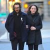L'actrice Kat Dennings et son compagnon Josh Groban se promènent en amoureux dans les rues de New York. Le 31 décembre dernier 