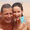 Exclusif - Jeff Goldblum et Emilie Livingston profitent de leurs vacances à Hawaï, le 15 juillet 2014.