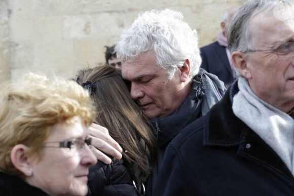 Rémy Sarrazin, membre du groupe "Les Musclés" lors des obsèques de Claude Chamboisier alias Framboisier, membre du groupe "Les Musclés" en l'église de Robion, le 12 janvier 2015, en présence également de Dominique de Lacoste (une des Vamps)
