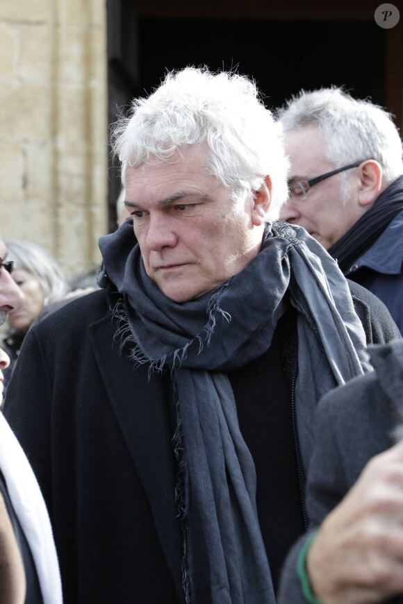 Rémy Sarrazin, membre du groupe "Les Musclés" lors des obsèques de Claude Chamboisier alias Framboisier, membre du groupe "Les Musclés" en l'église de Robion, le 12 janvier 2015, en présence également de Dominique de Lacoste (une des Vamps)