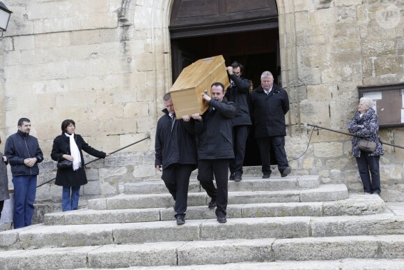 Obsèques de Claude Chamboisier alias Framboisier, membre du groupe "Les Musclés" en l'église de Robion, le 12 janvier 2015, en présence également de Dominique de Lacoste (une des Vamps)