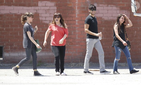 Kelly Clarkson tourne un nouveau clip à Los Angeles le 28 avril 2012
