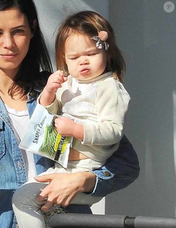 Exclusif - Jenna Dewan emmène sa fille à un cours d'éveil à Los Angeles, le 14 janvier 2015.