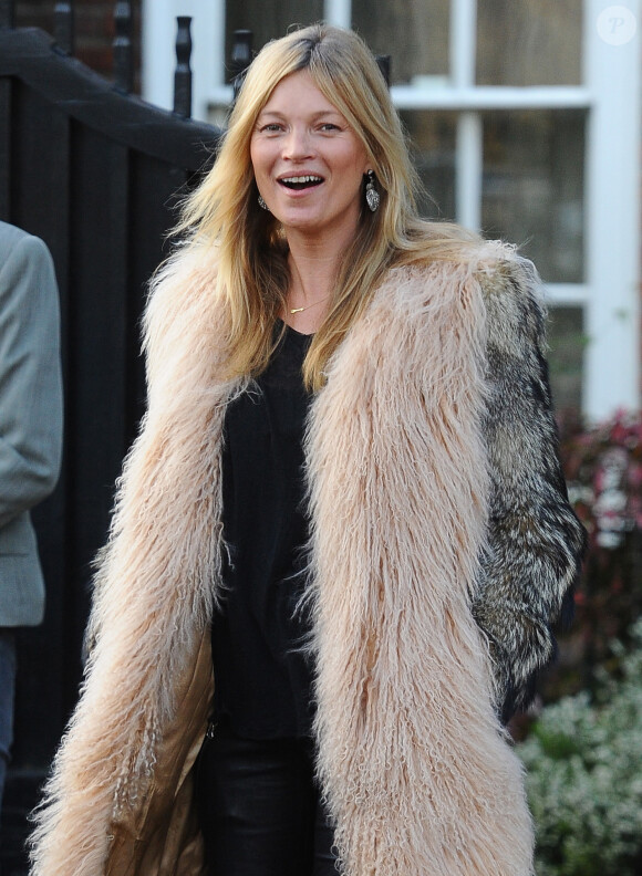 Kate Moss quitte son domicile à Londres. Le 16 janvier 2015.