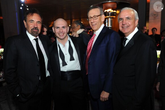 Jorge Perez, Pitbull, Steven Ross, Carlos Jimenez lors de la soirée PAMM Art of the Party en partenariat avec Louis Vuitton le 17 janvier 2015