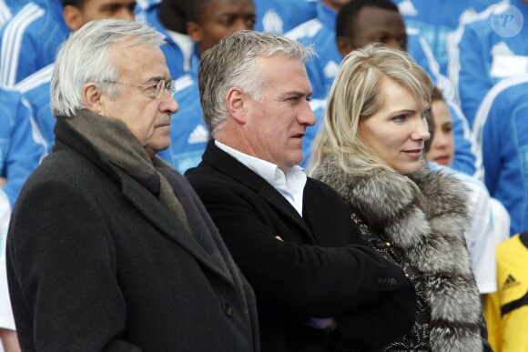 Jean-Claude Dassier, Didier Deschamps et Margarita Louis-Dreyfus à Marseille, le 28 janvier 2011.