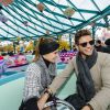 Rayane Bensetti et Denitsa Ikonomova ont passé une journée inoubliable au parc Disneyland à Marne-la-Vallée. Janvier 2015.