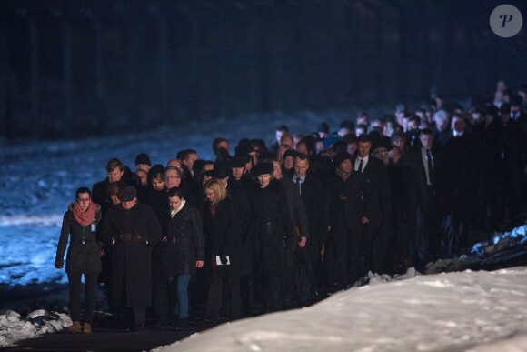 Un impressionnant cortège d'officiels s'est recueilli à Auschwitz-Birkenau le 27 janvier 2015 lors de la cérémonie pour les 70 ans de la libération du camp de concentration et d'extermination