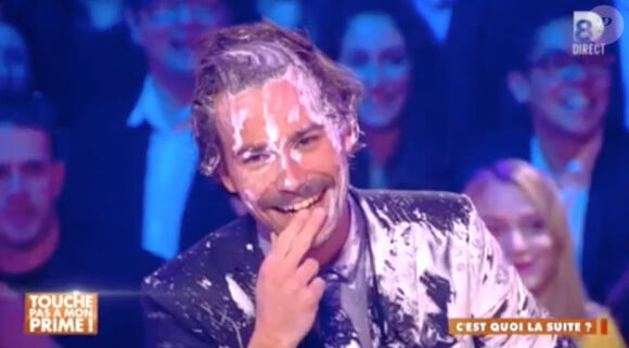 Bertrand Chameroy bizuté par Cyril Hanouna et son équipe pour son anniversaire - Touche pas à mon prime, mercredi 28 janvier sur D8.