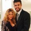 Shakira, enceinte, et Gerard Piqué lors des 100 ans de la marque Puig à Barcelone le 22 octobre 2014.