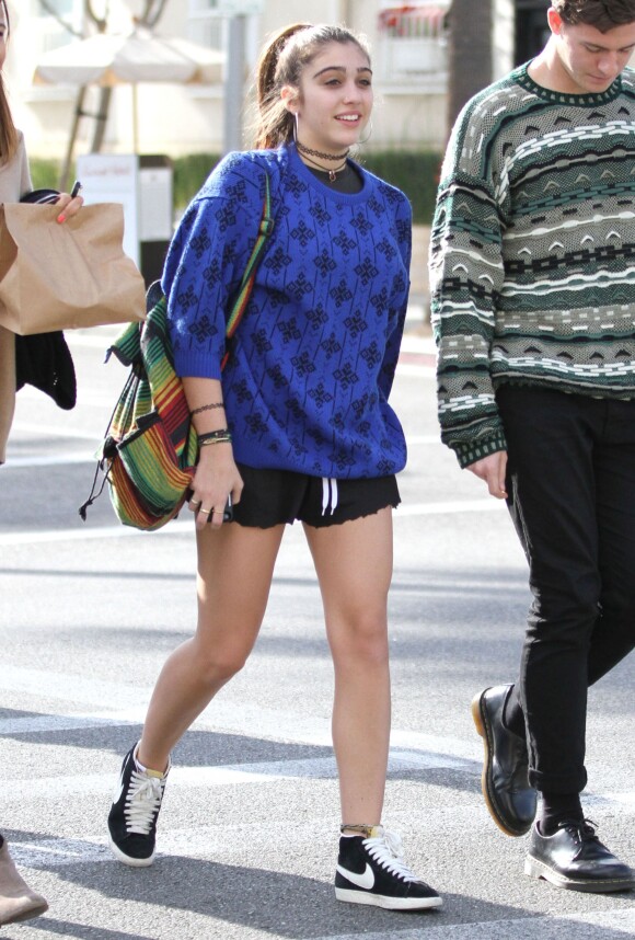 Lourdes Leon (la fille de Madonna) va déjeuner avec des amis à Beverly Hills, le 27 janvier 2014.
