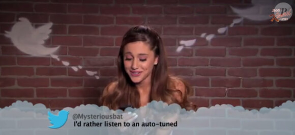 Jimmy Kimmel a fait lire à Ariana Grande un des tweet assassin écrit par un internaute.