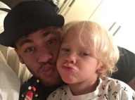 Neymar (FC Barcelone) et son fils Davi Lucca: Complices pour un foot à la maison