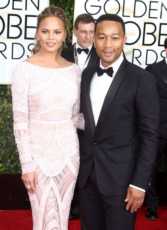 John Legend et sa femme Chrissy Teigen - La 72e cérémonie des Golden Globe Awards à Beverly Hills, le 11 janvier 2015.