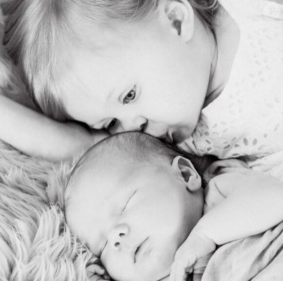Hutton et Kenzie, les enfants de Beverley Mitchell le 10 février 2015