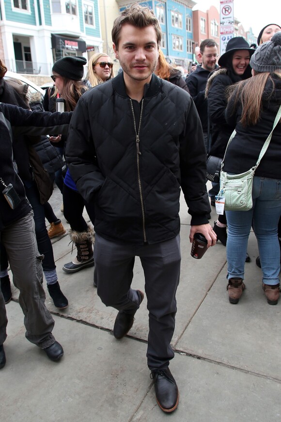 Emile Hirsch dans les rues de Park City lors du festival du film 2015 de Sundance dans l'Utah, le 23 janvier 2015