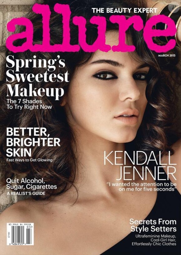Kendall Jenner en couverture du magazine Allure de mars 2015. Photo par Mario Testino.