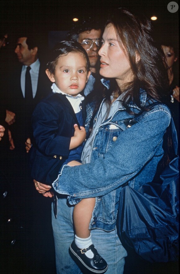 Archives - Bambou et Lulu Gainsbourg en 1988 à Paris.