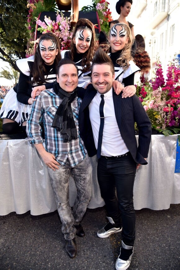 Jean-Marc Généreux et Chris Marques - Première bataille de fleurs sur la Promenade des Anglais lors du 131ème carnaval de Nice "Roi de la Musique", avec une partie des membres de "Danse avec les stars", le 18 février 2015. 