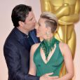 John Travolta et Scarlett Johansson - 87e cérémonie des Oscars à Hollywood, le 22 février 2015.