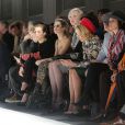 Noomi Rapace, Alice Dellal, Paloma Faith et Sadie Frost assistent au défilé Vivienne Westwood Red Label automne-hiver 2015-2016 à Londres. Le 22 février 2015.