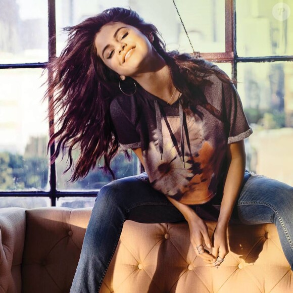 Selena Gomez pose pour la collection Selena printemps 2015 par adidas NEO. Février 2015.