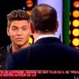 Rayane Bensetti hypnotisé dans l'émission  Stars sous hypnose  (diffusée le 27 février 2015 en  prime  sur TF1). Le jeune homme ne sait absolument pas ce qu'il fait sur le plateau de télévision et chute violemment.