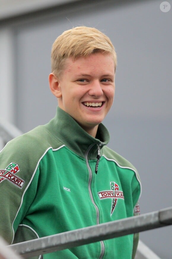 Michael Schumacher : Son fils Mick sur ses traces en Formule 4 - Purepeople
