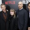 Katie Finneran, Ben Mendelsohn, Sissy Spacek, Todd A. Kessler et Daniel Zelman  sur le tapis rouge de la première diffusion de la série Bloodline (Netflix) au SVA Theater de New York le 3 mars 2015