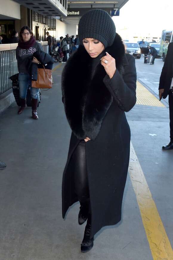 Kim Kardashian à l'aéroport LAX. Los Angeles, le 4 mars 2015.