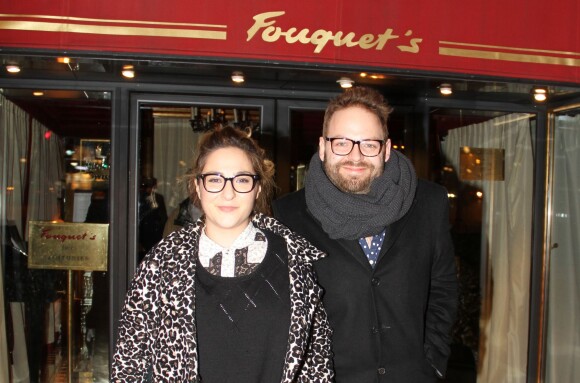 Exclusif - Marilou Berry et son compagnon Arnaud Schneider - Marilou Berry et son compagnon Arnaud Schneider dînent au Fouquet's à Paris le 4 mars 2015.