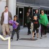 Brad Pitt et Angelina Jolie en famille à Los Angeles, le 5 février 2014.