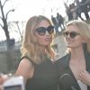 Karlie Kloss  et Lily Donaldson - Sorties du défilé de mode "Elie Saab", collection prêt-à-porter automne-hiver 2015/2016, à Paris. Le 7 mars 2015