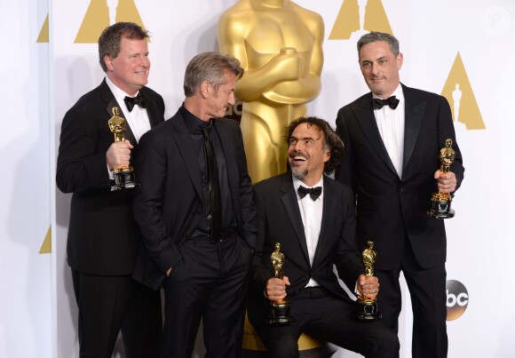 James W. Skotchdopole, Sean Penn, Alejandro G. Inarritu et John Lesher - Press Room lors de la 87ème cérémonie des Oscars à Hollywood, le 22 février 2015