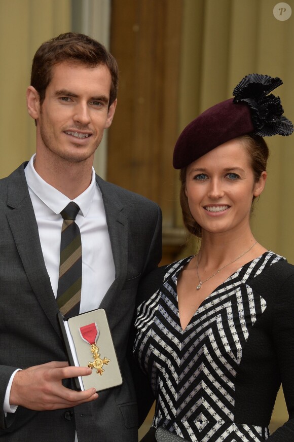 Andy Murray et sa fiancée Kim Sears à Buckingham Palace, le 17 octobre 2013