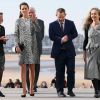 Kate Catherine Middleton visite la galerie d'art "Turner Contemporary" à Margate, le 11 mars 2015.  Catherine, Duchess of Cambridge, is greeted by Turner Contemporary trustee Evelyn Stern as she arrives to visit the art gallery in Margate, southern England - 11th March 2015.11/03/2015 - Margate