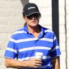 Exclusif - Bruce Jenner se promène dans les rues de Westlake Village, le 8 mars 2015
