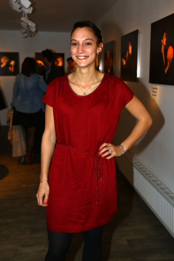 Camille Serme lors de la présentation de l'exposition "Les Filles à Fromage" à la Milk Factory à Paris, le 12 mars 2015 pour laquelle elle a joué les modèles