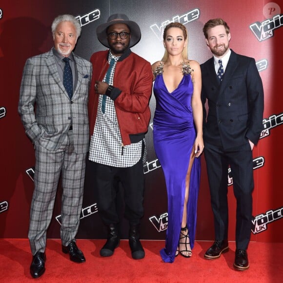 Sir Tom Jones, will.i.am, Rita Ora et Ricky Wilson de Kaiser Chiefs lors du photocall de The Voice UK le 5 janvier 2015 à Londres.