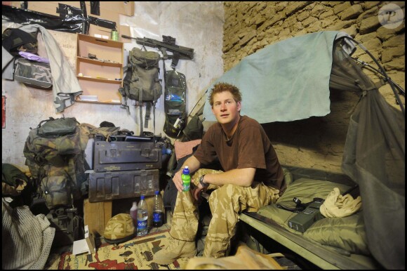 Le prince Harry début 2008 lors de son premier déploiement en Afghanistan. Le Captain Wales a annoncé le 17 mars 2015 sa décision de quitter l'armée, en juin.